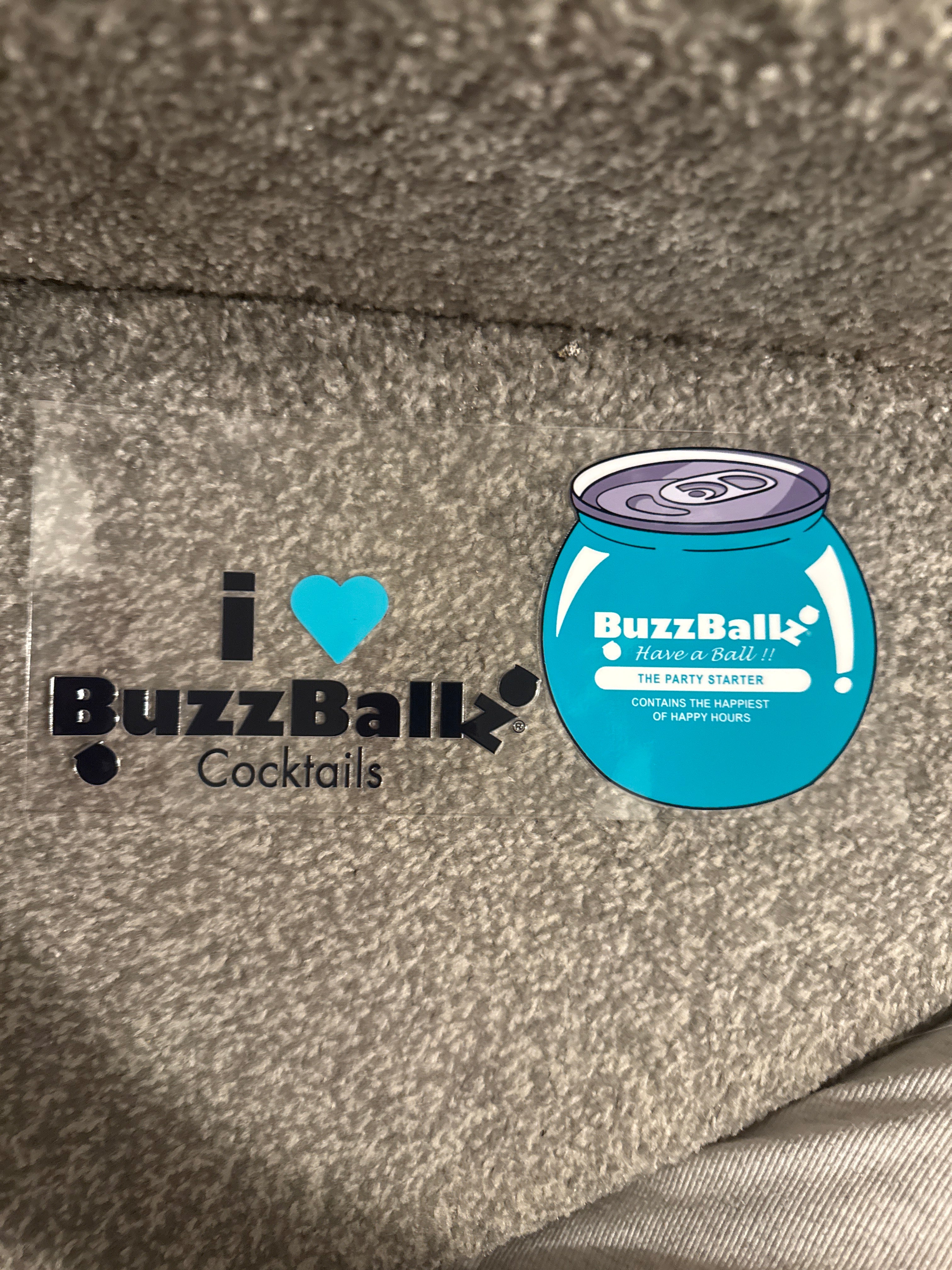 Blue buzzballz