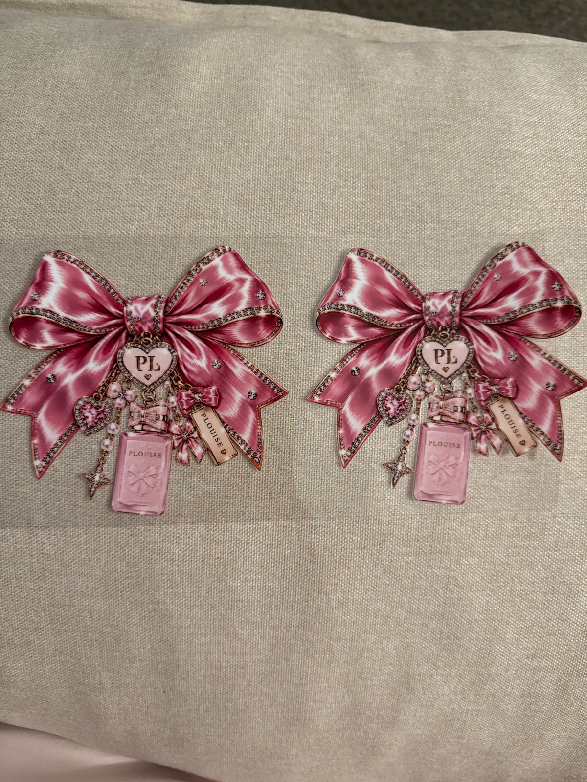 Plouise bows