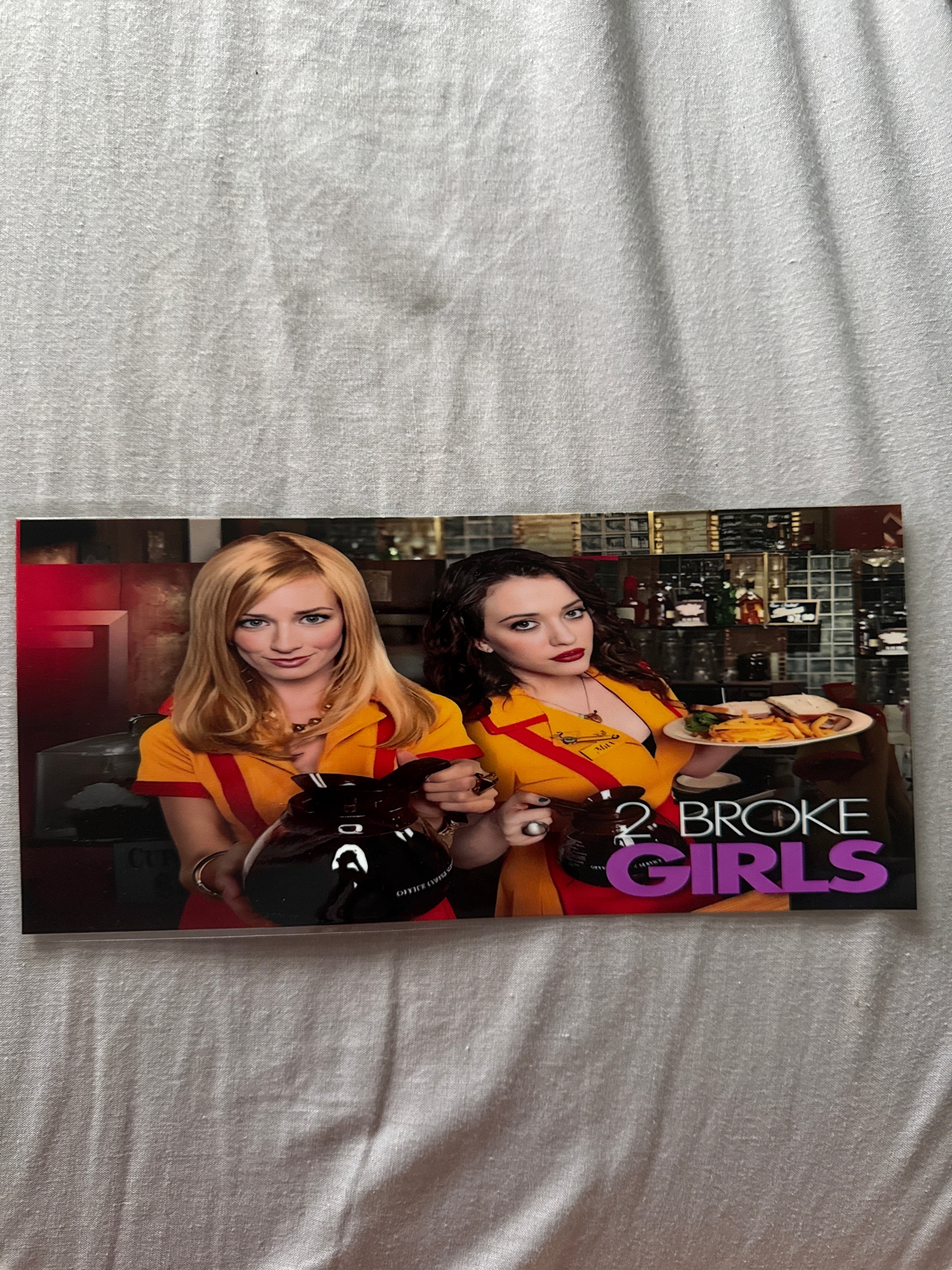 2 broke girls